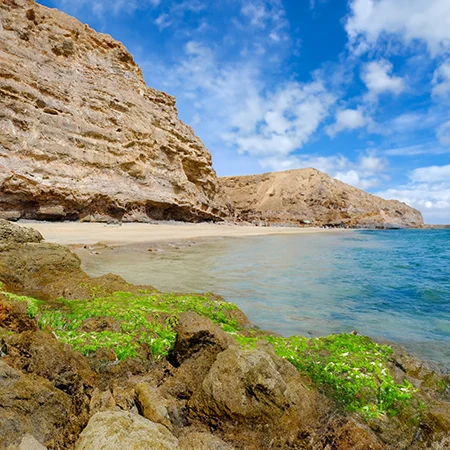 Descubriendo la Playa de las Coloradas - DESCUBRE FUERTEVENTURA
