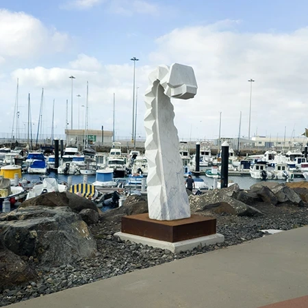 Geometría sagrada de Carlos Monge en Puerto del Rosario - DESCUBRE FUERTEVENTURA