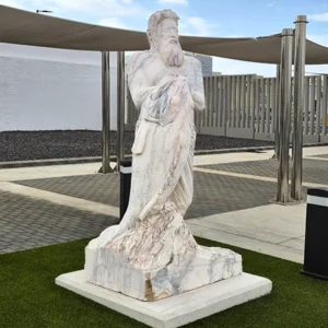 Nueva escultura de Juan Miguel Cubas en Puerto del Rosario