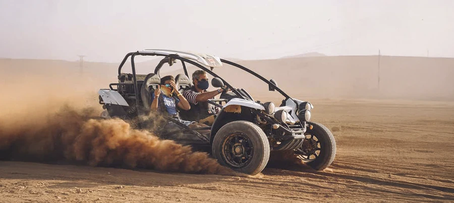 Ruta Turística en Buggy por el Paisaje Lunar de Fuerteventura