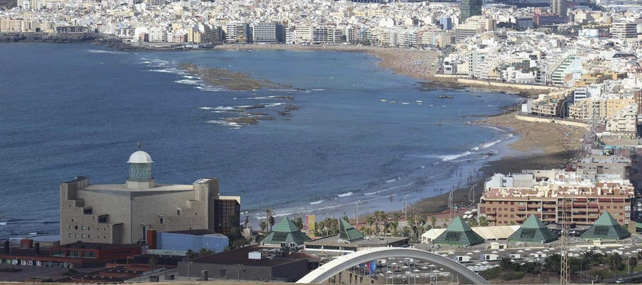 Naturaleza y Ciudad: Jardín Botánico Viera y Clavijo + Playa de Las Canteras