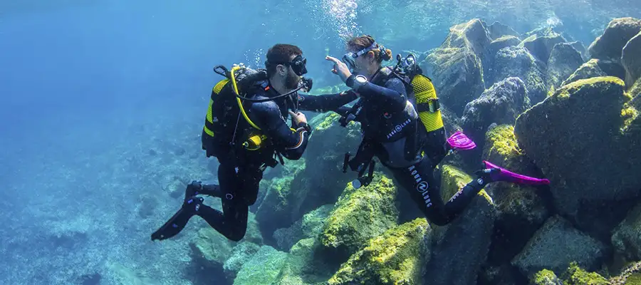 Bautismo de Buceo con Vídeo en Radazul: Descubre el Océano