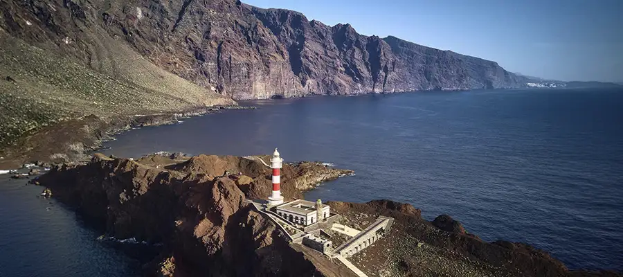 Travesía en Barco por el Litoral de Teno y Los Gigantes