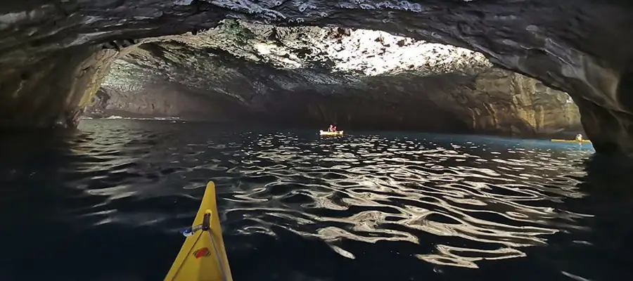 Experiencia en Kayak: Cueva Bonita y el Poris de Candelaria